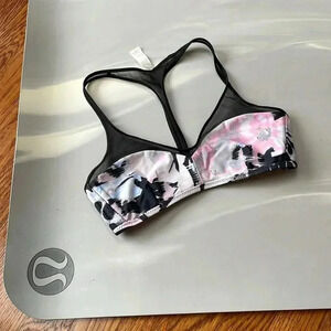 Lululemon I 4